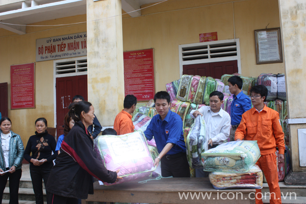 Đoàn viên thanh niên PCSL hướng về đồng bào Miền Trung